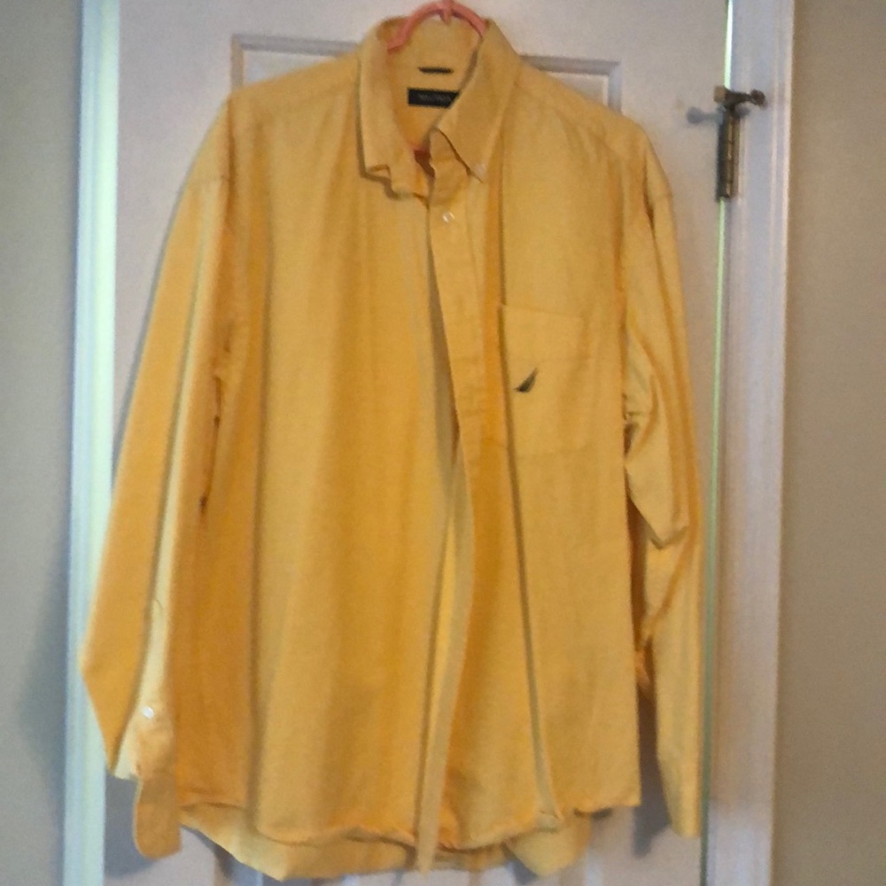 Men’s shirt